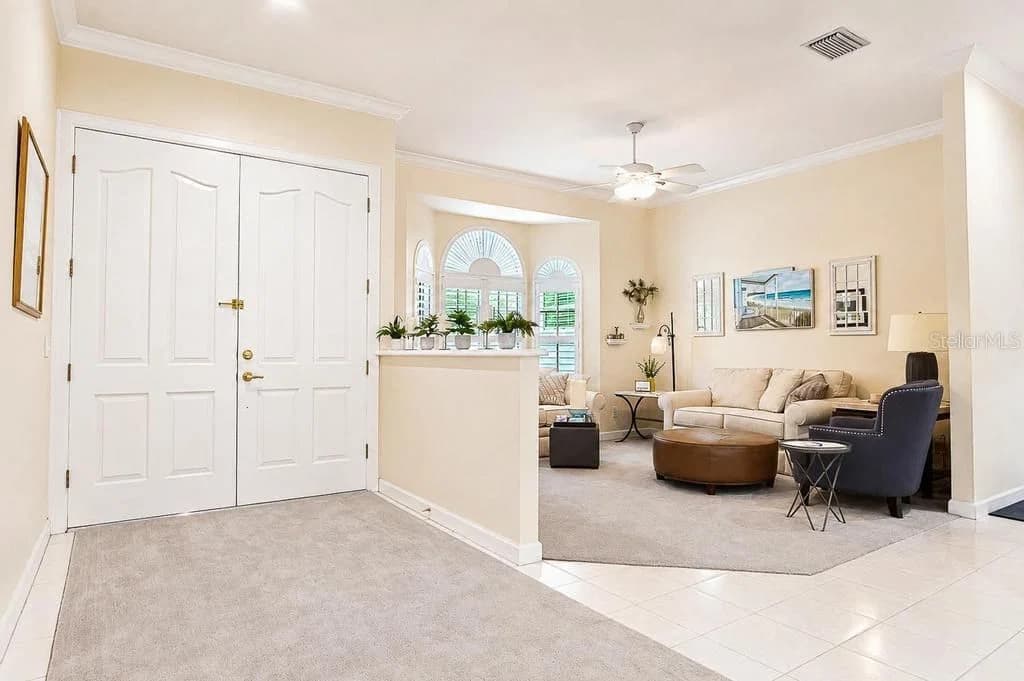 Photo 5 of 9606 CAMBERLEY Circle