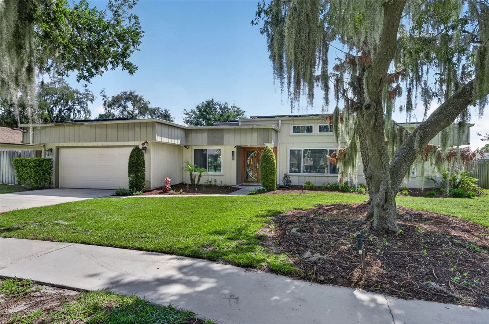 120 SLADE Drive