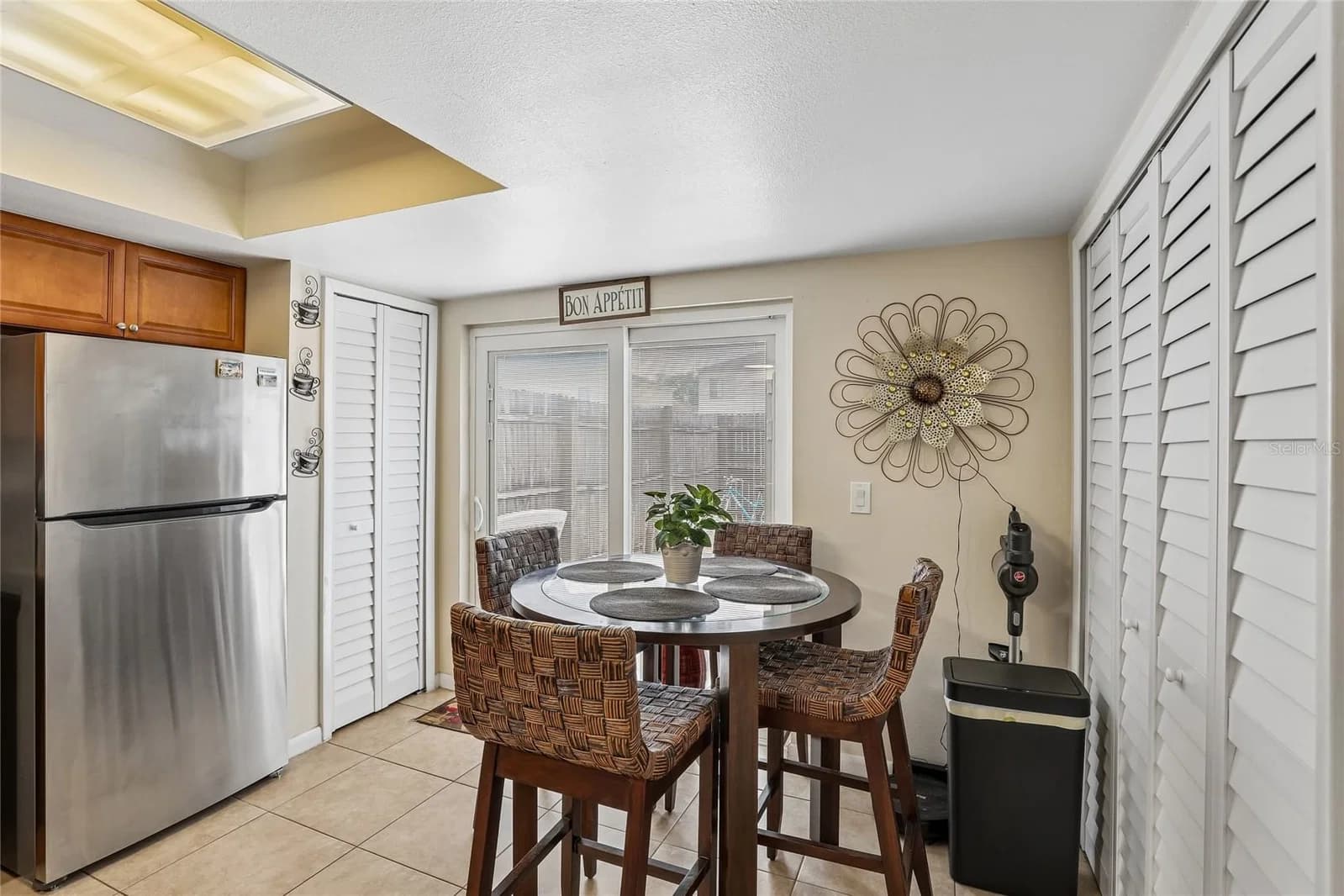 Photo 5 of 12057 TIFT Circle