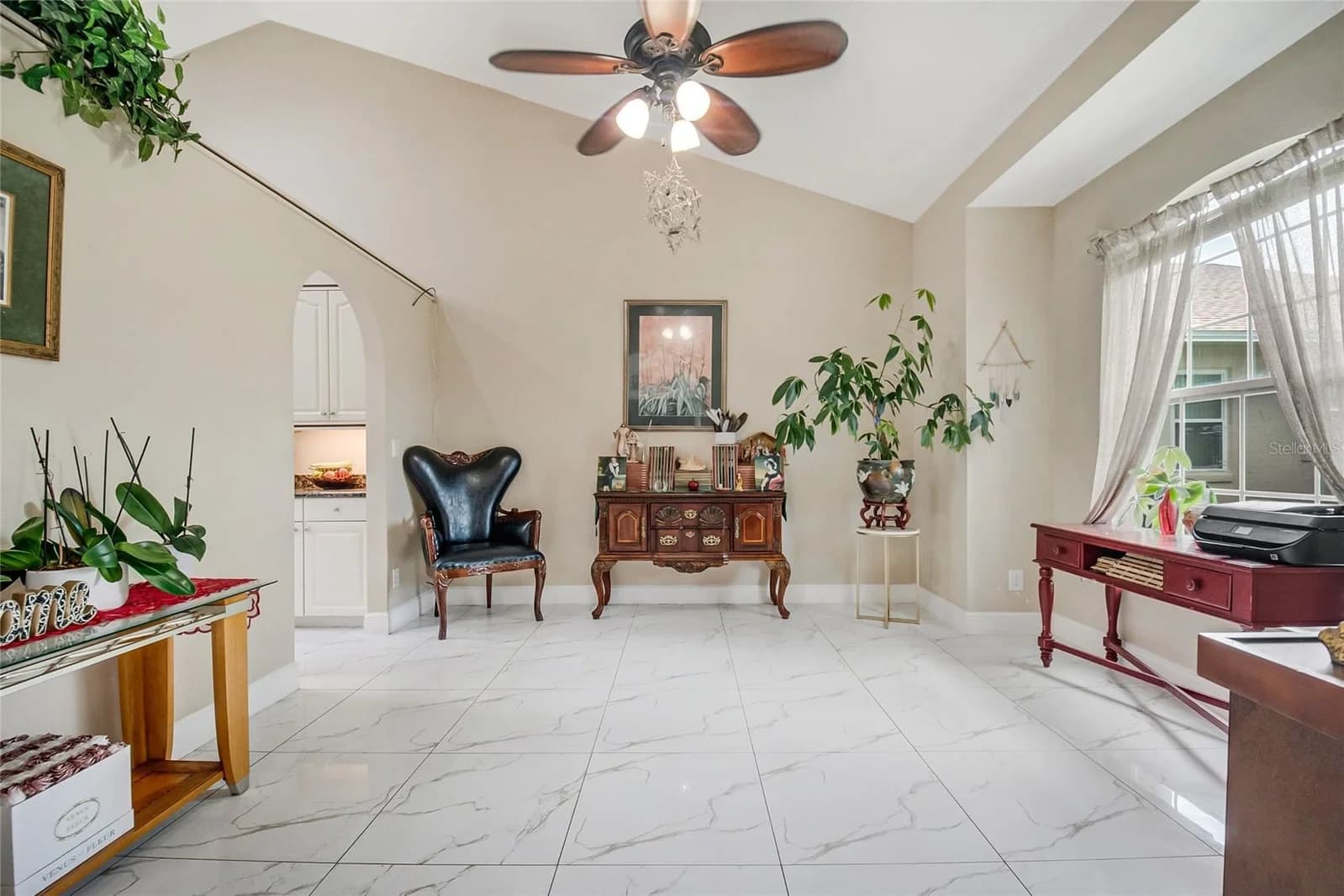 Photo 4 of 13522 HERON CAY Court