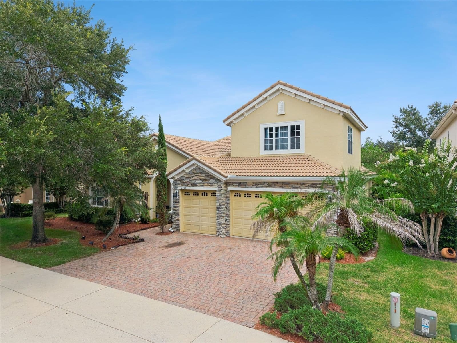 2027 RICKOVER Place