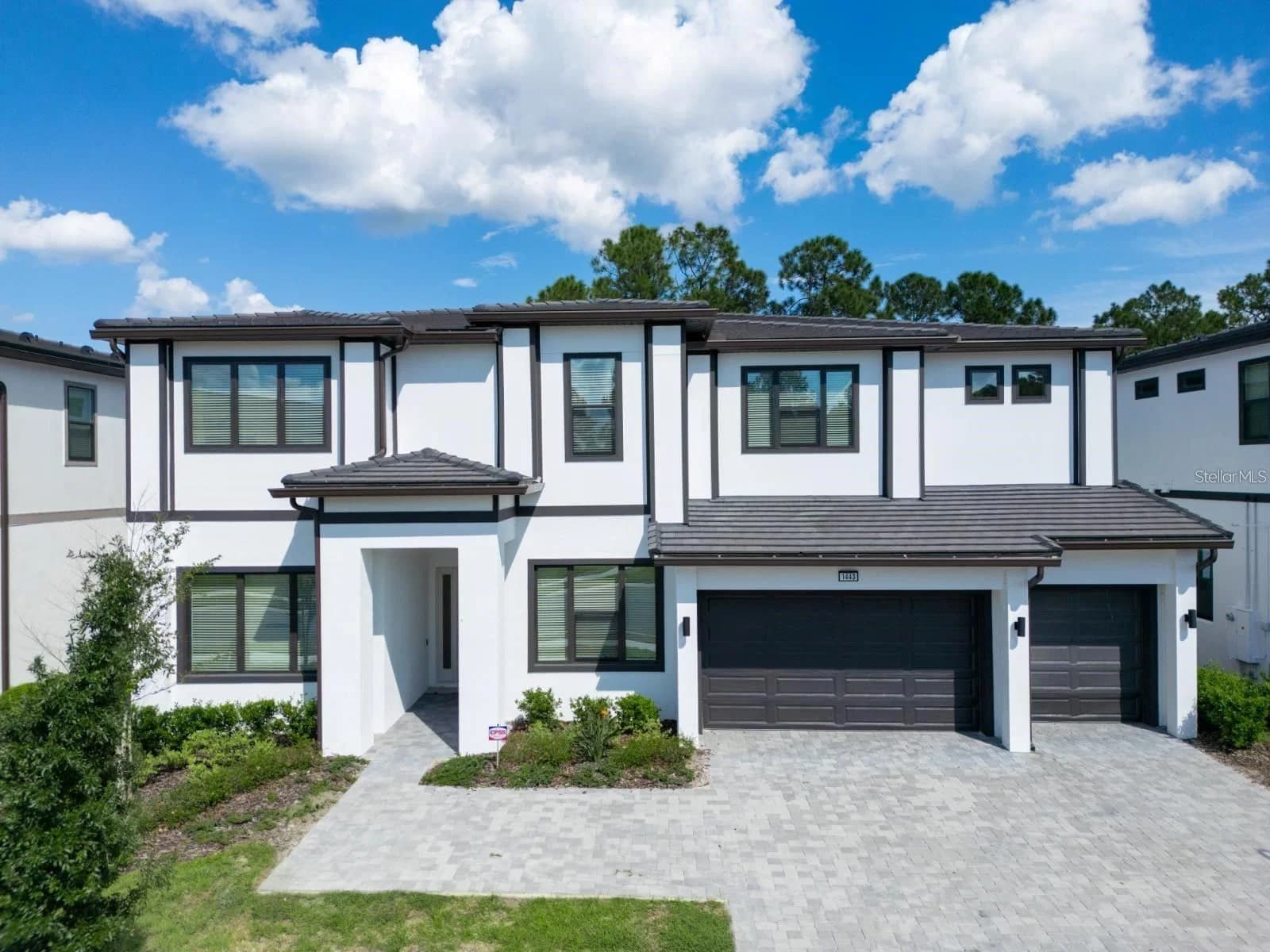 1443 BUTTERFLY MILKWEED Court