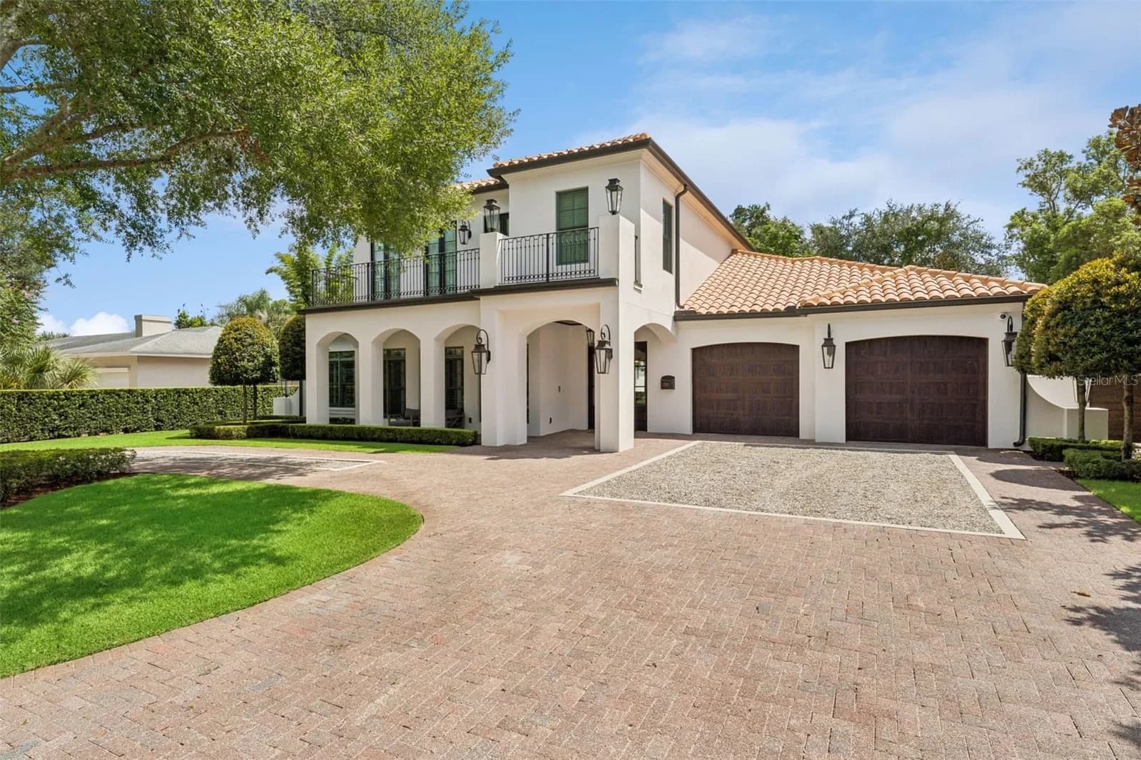 276 DETMAR Drive