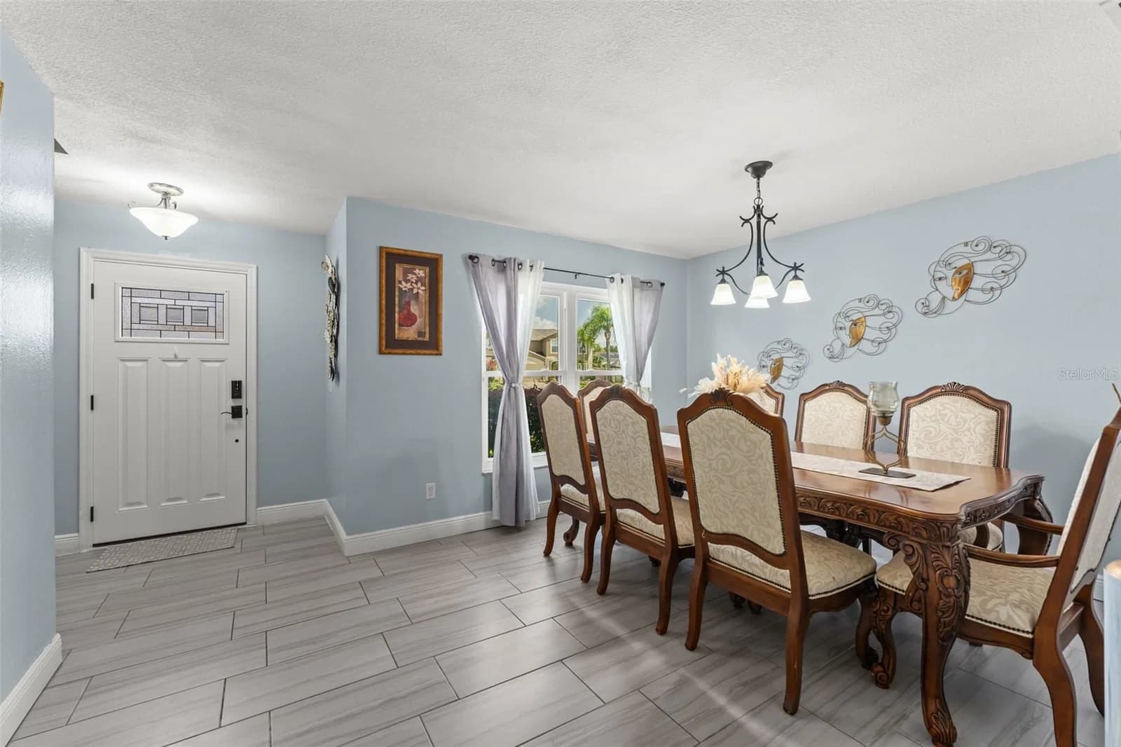 Photo 4 of 15272 SUGARGROVE Way