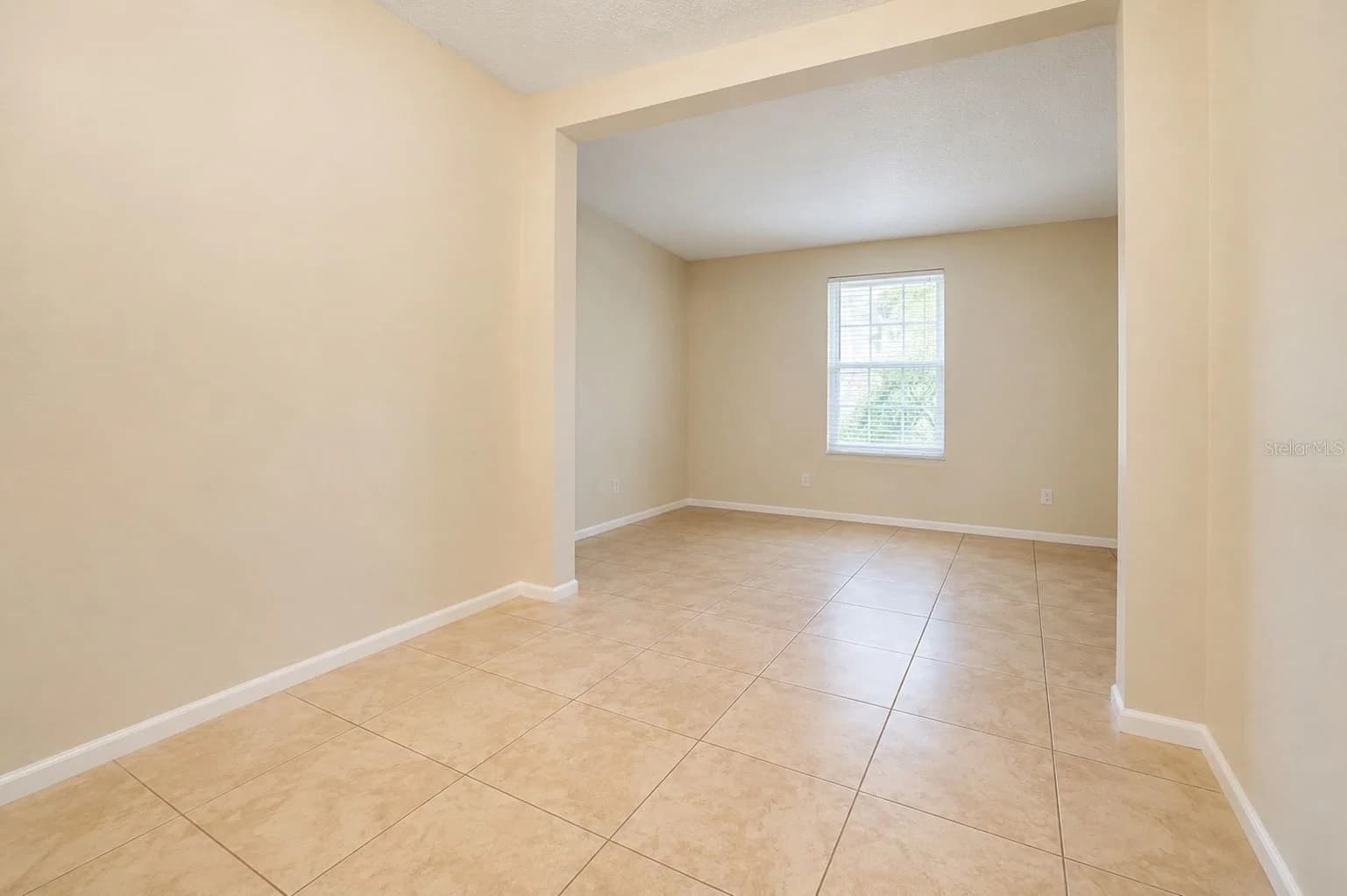 Photo 4 of 828 SKY LAKE Circle #B