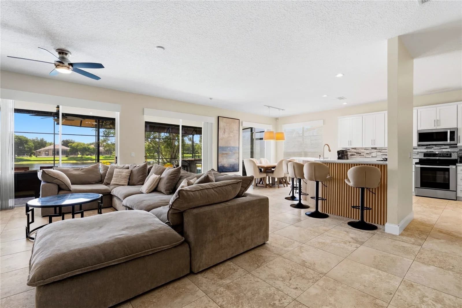 Photo 4 of 10355 EMERALD WOODS Avenue