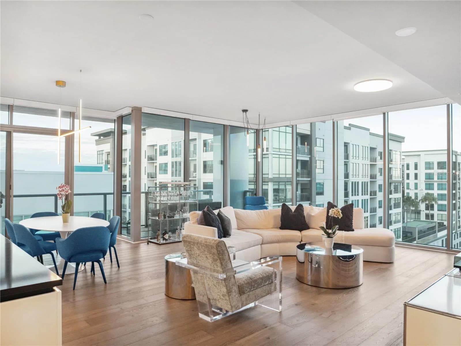 Photo 5 of 260 OSCEOLA Avenue #1001