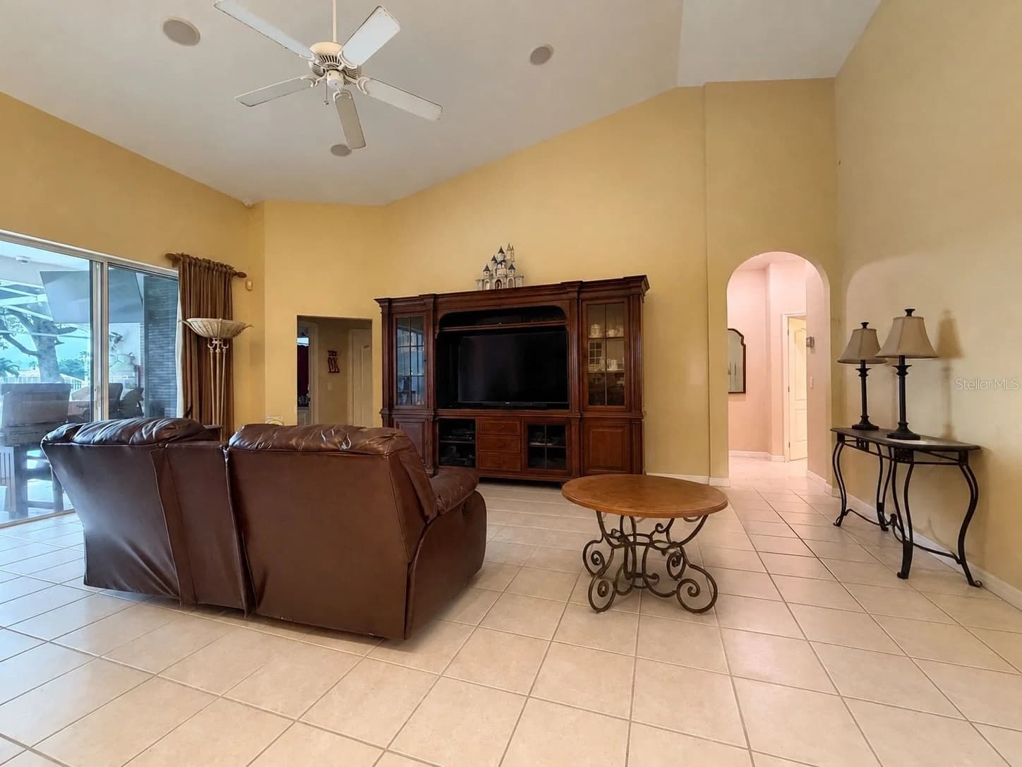 Photo 5 of 3637 DEVEREAUX Court
