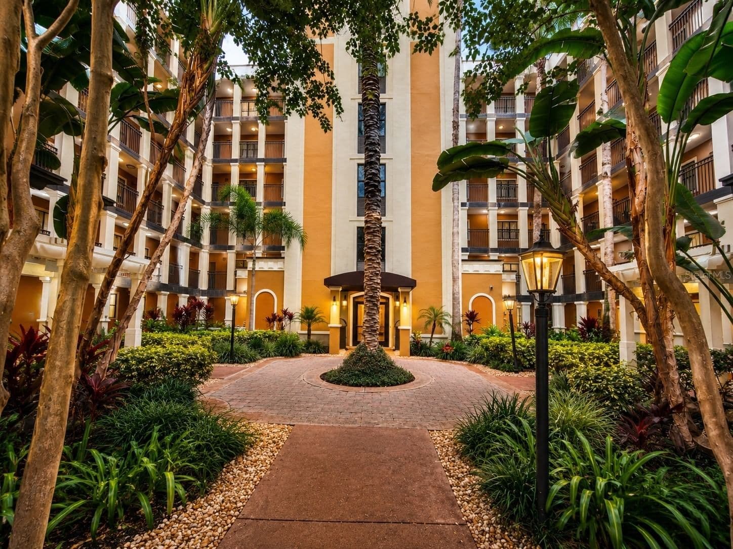 12539 FLORIDAYS RESORT