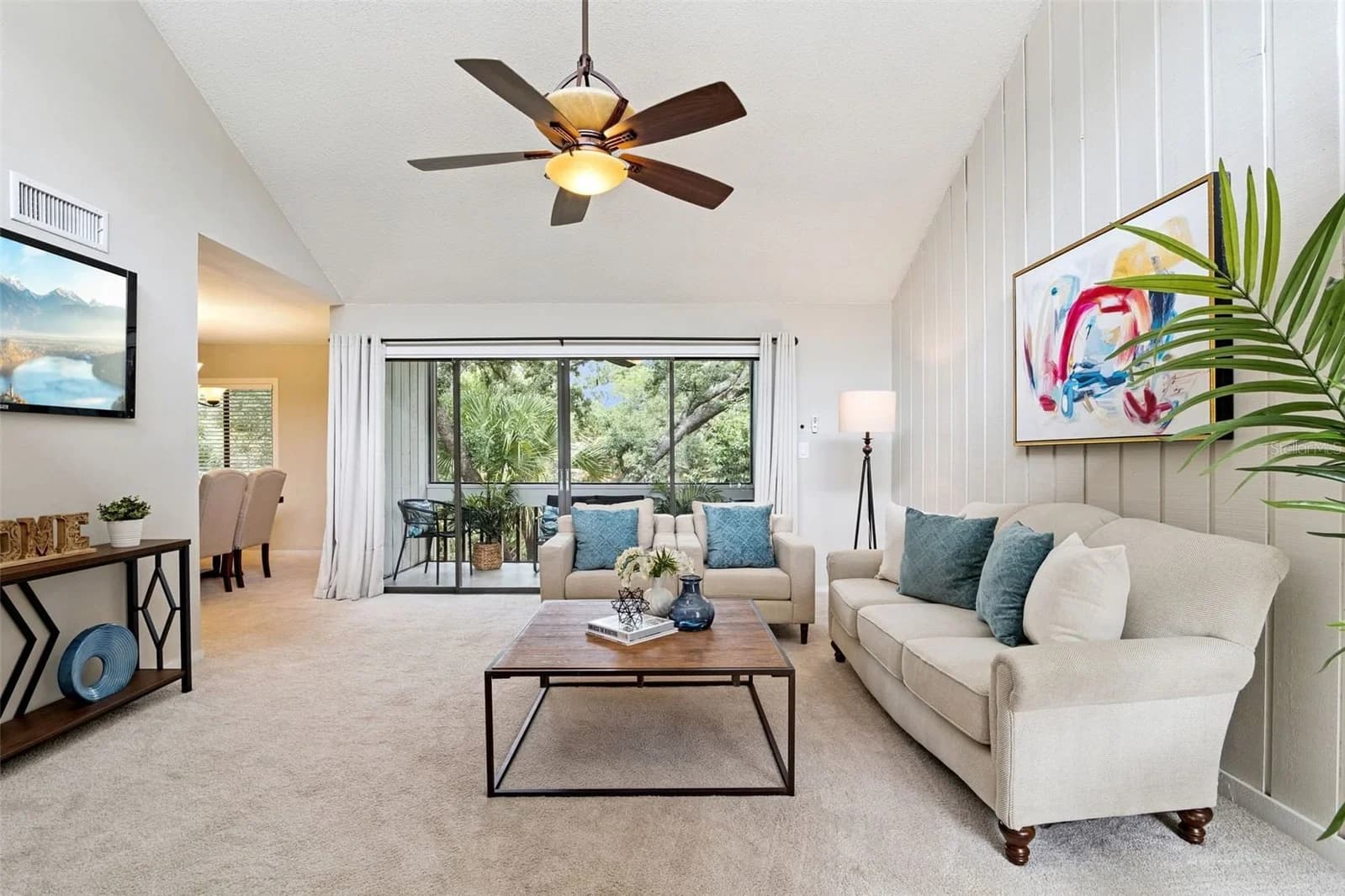 203 CROWN OAKS Way #203