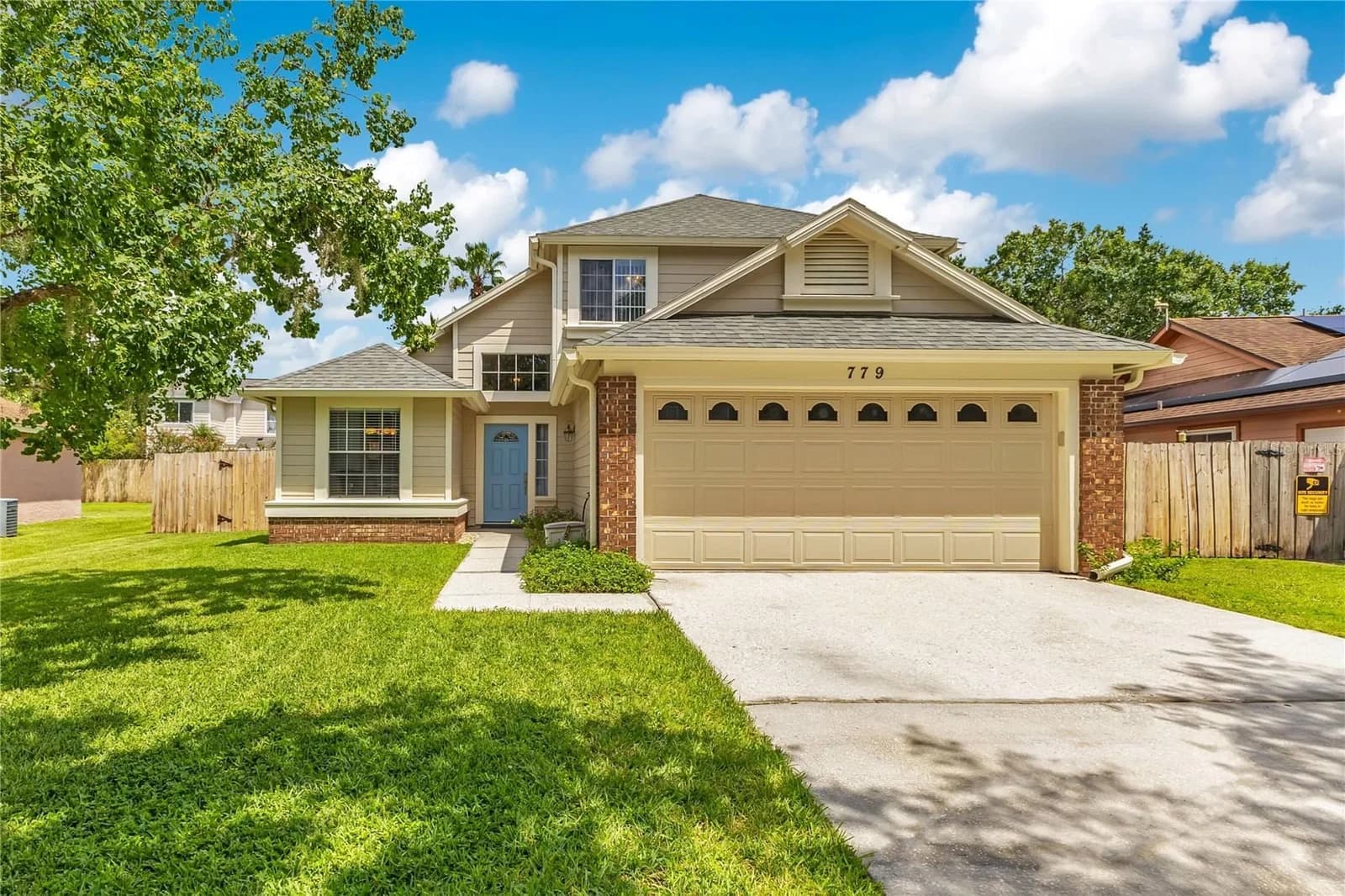 779 MEADOWSIDE Court