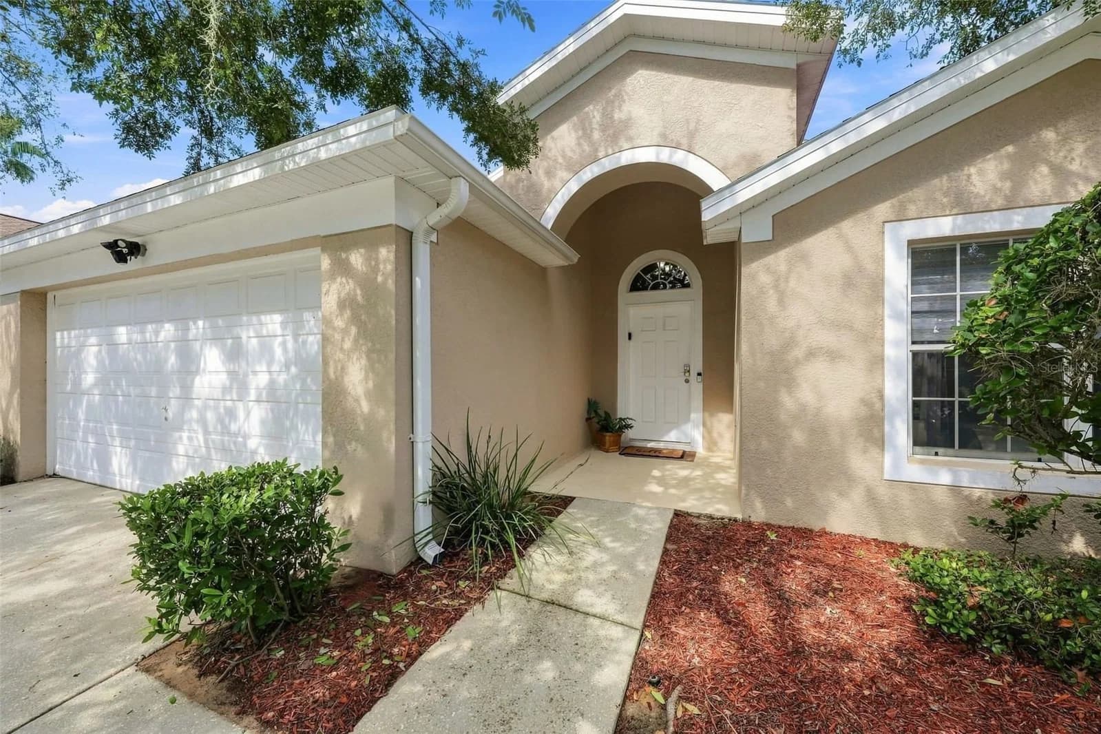 510 CASTLEMAIN Circle