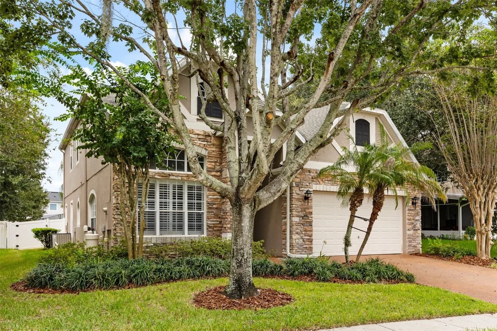 16002 OAK SPRING Drive