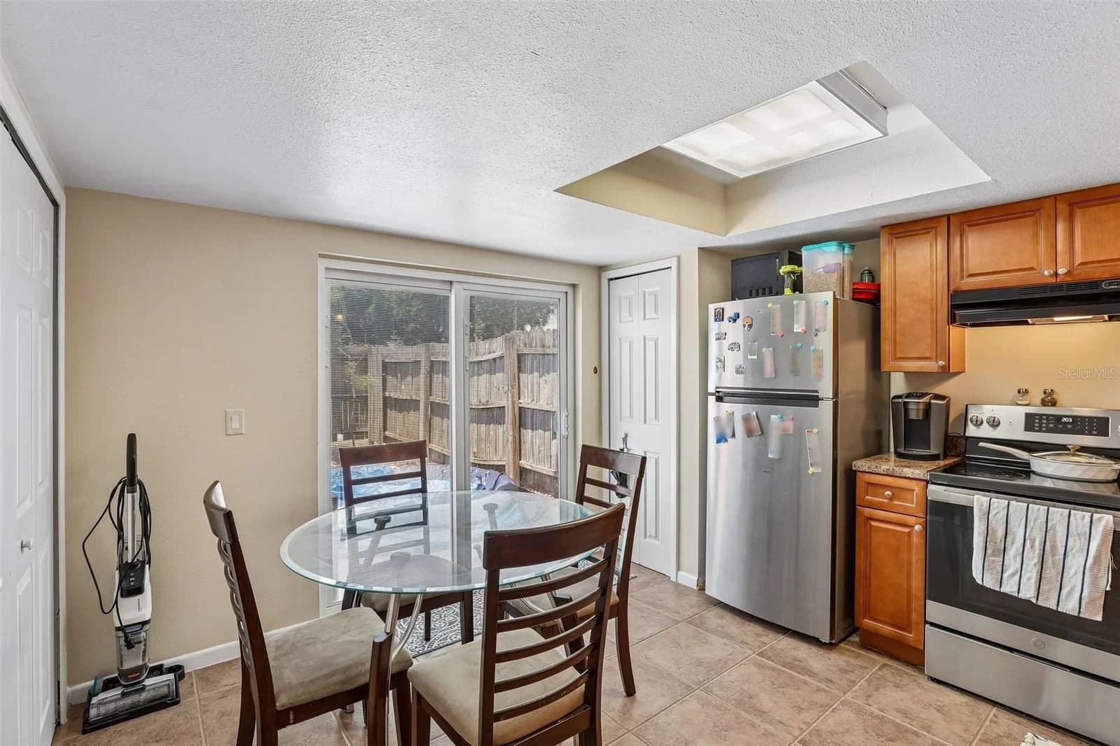 Photo 4 of 12061 TIFT Circle