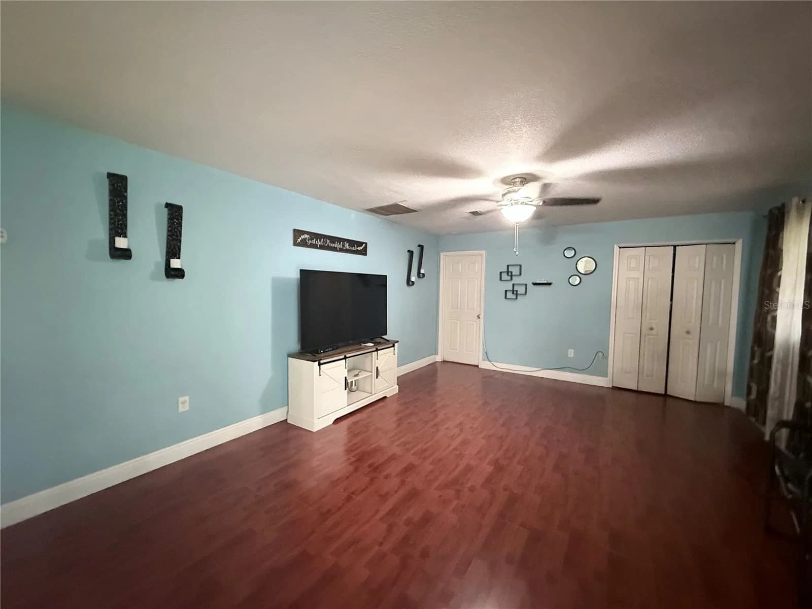 Photo 4 of 1824 37TH Street