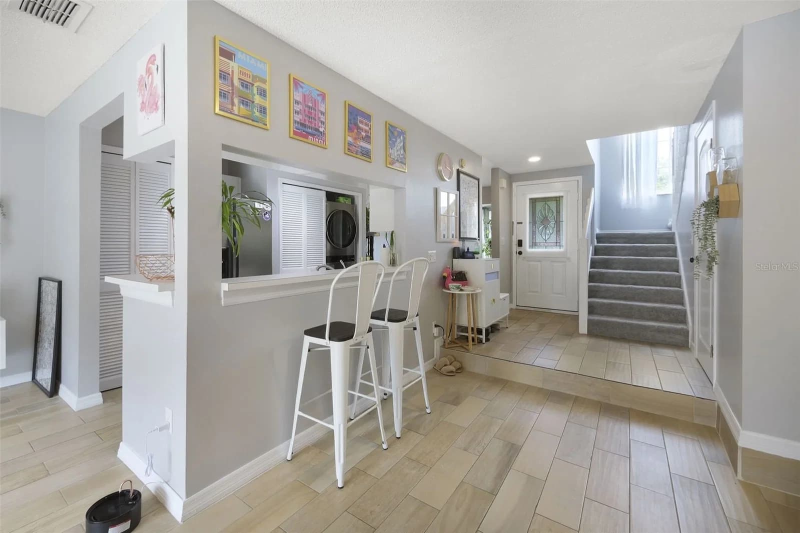 942 SYKES Court #101