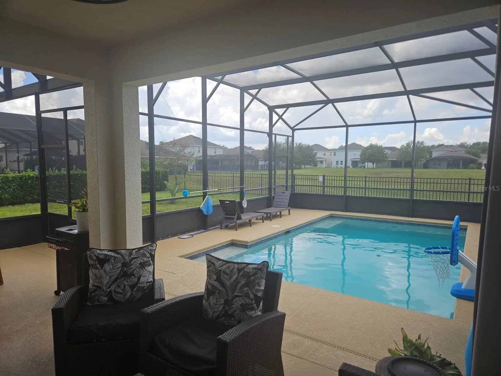 Photo 5 of 5620 MANGROVE COVE Avenue