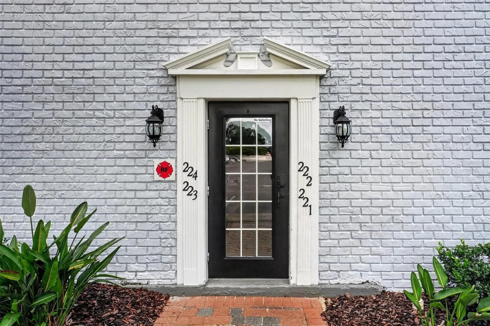 222 LEWFIELD Circle