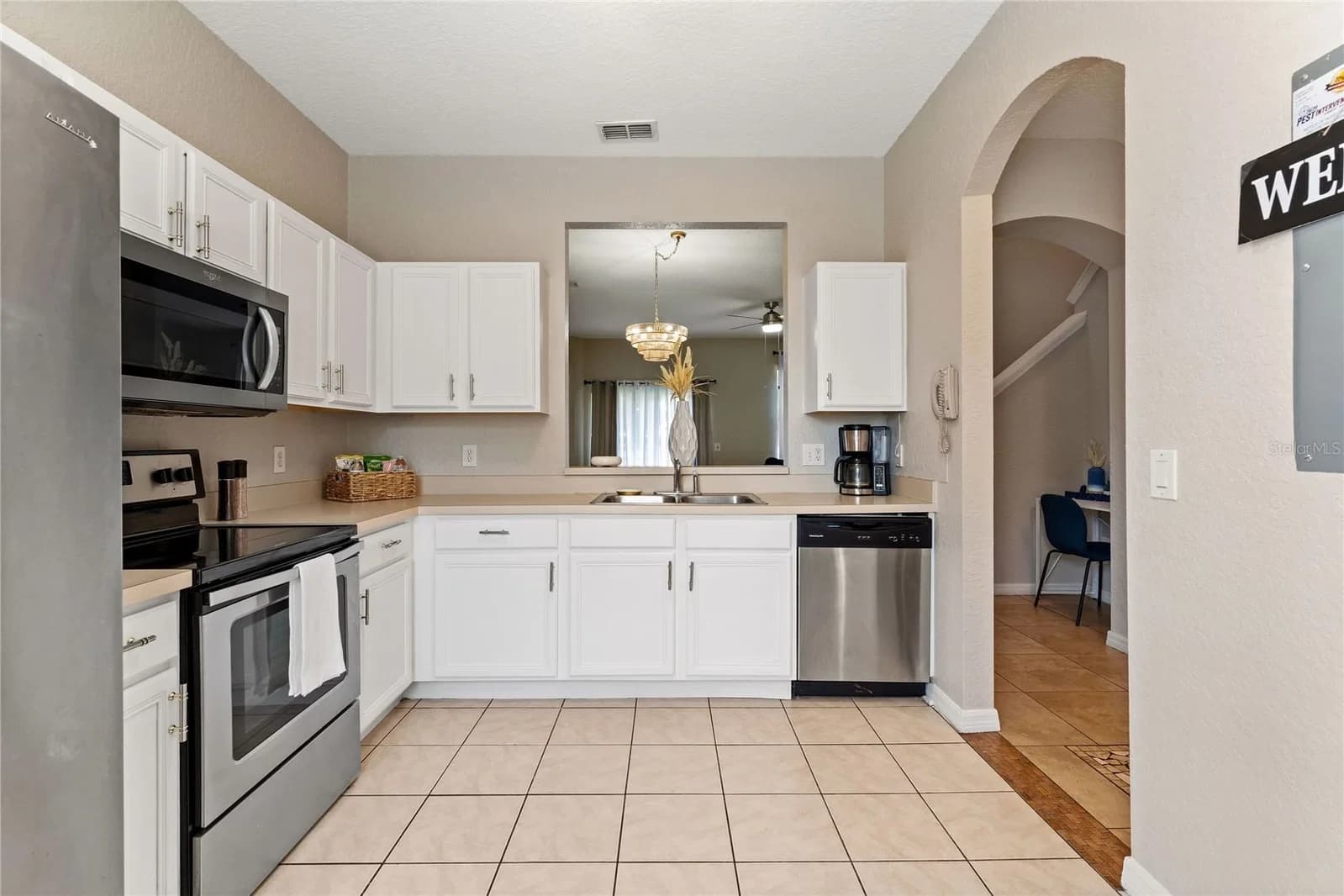 Photo 5 of 436 CALABRIA Avenue