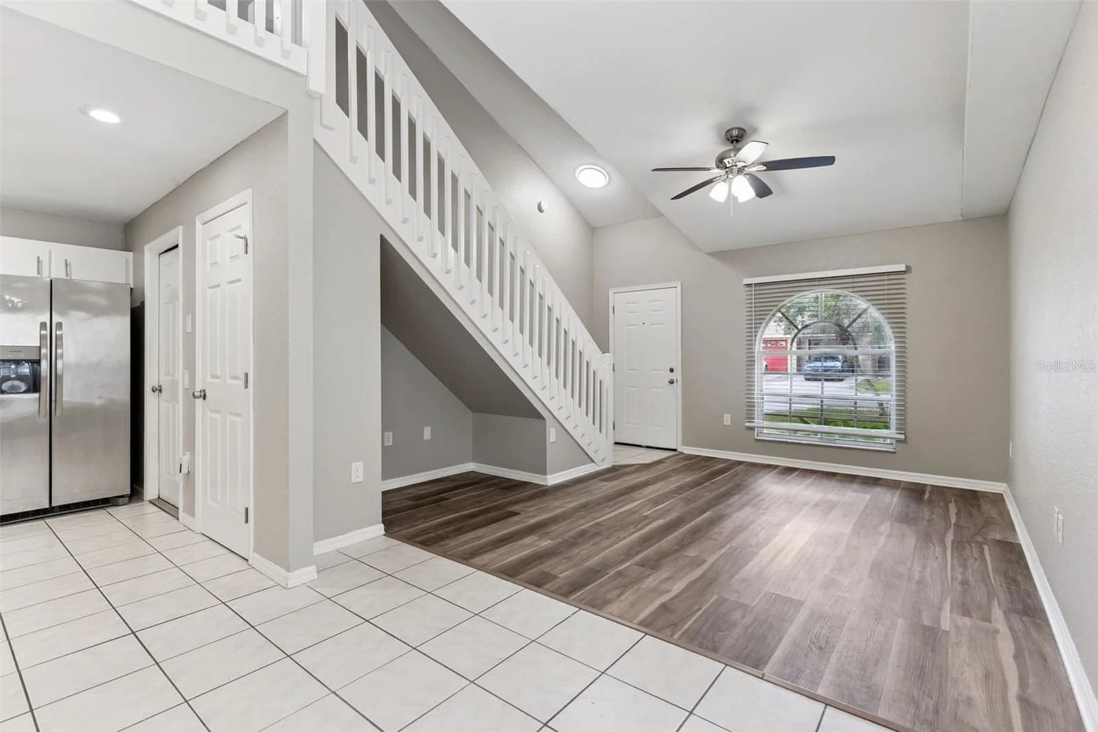 Photo 4 of 1434 SHIRLEY Drive