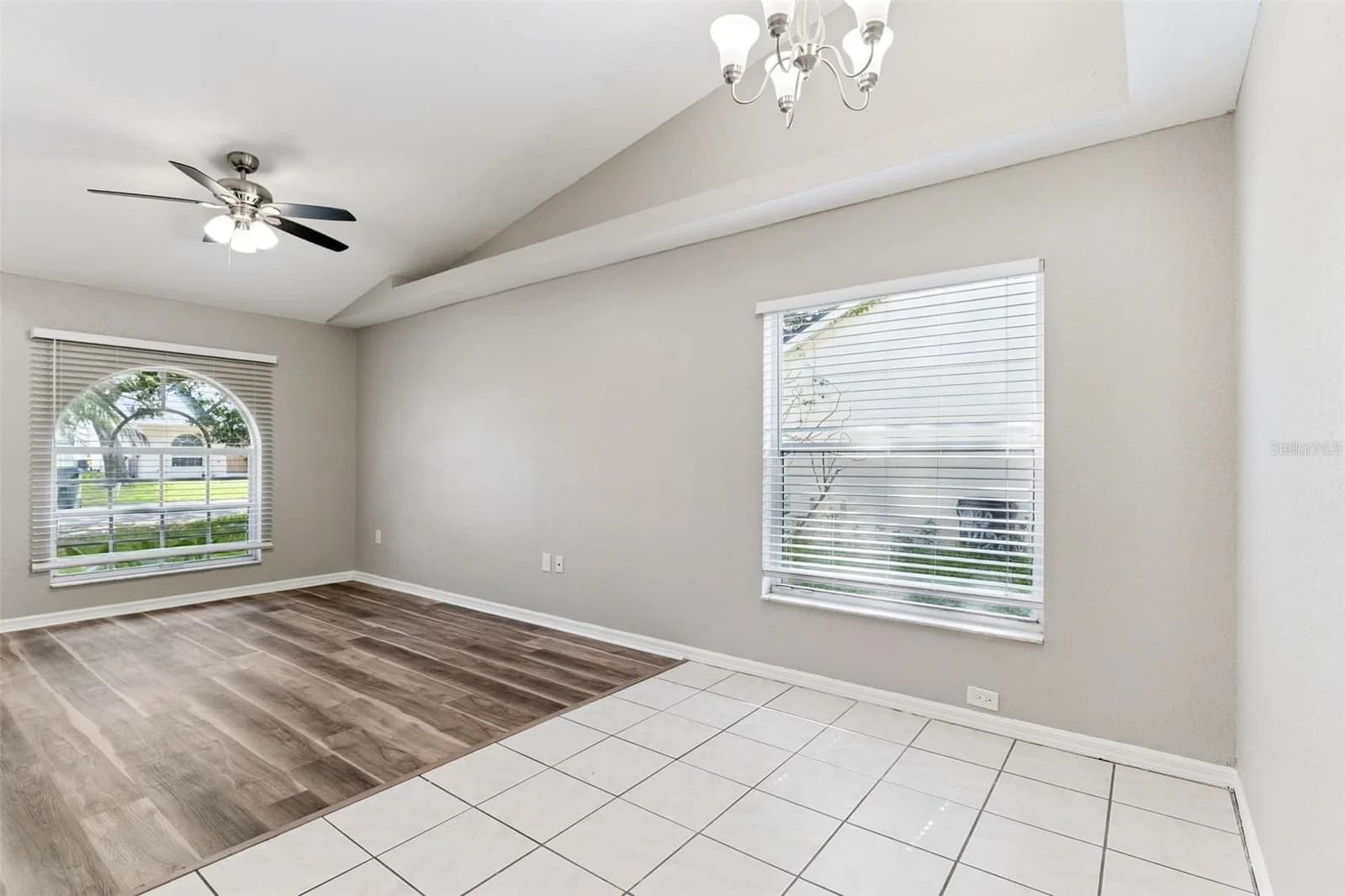 Photo 5 of 1434 SHIRLEY Drive