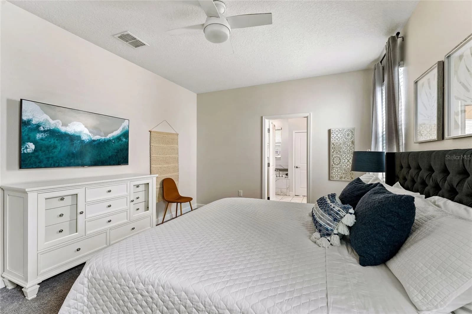 Photo 4 of 1577 PLUNKER Drive