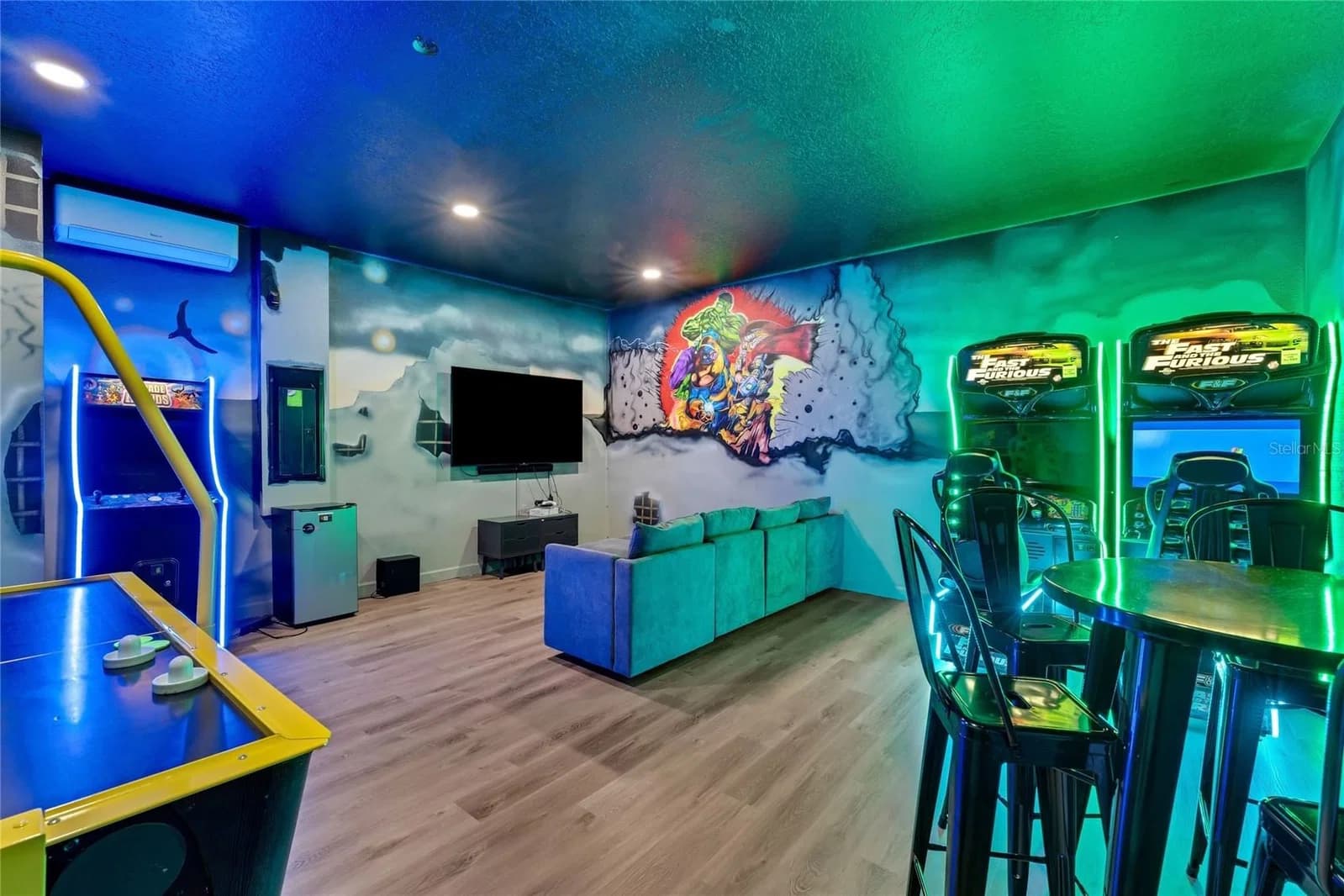 1577 PLUNKER Drive