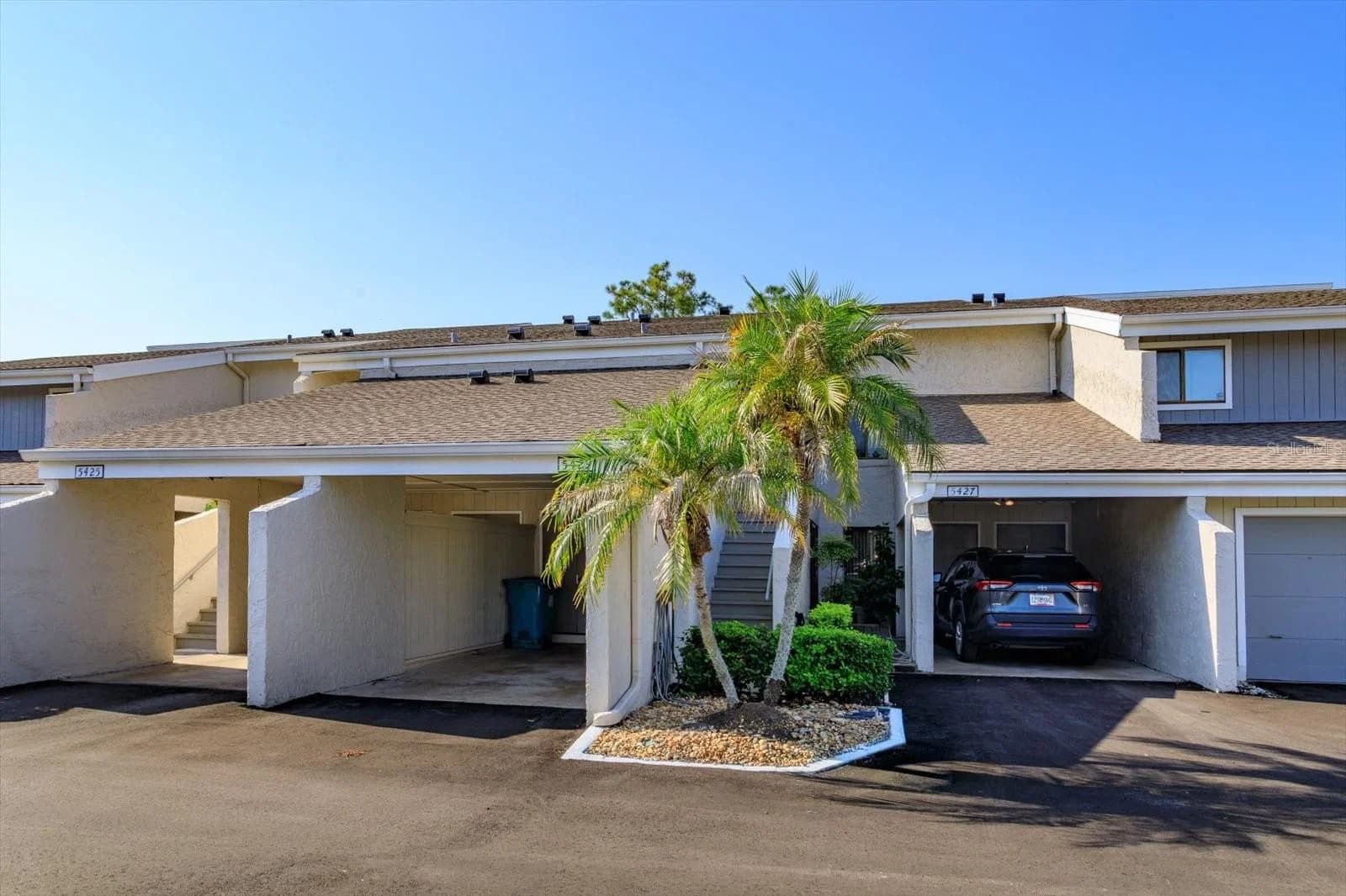 5429 VINELAND Road #6F