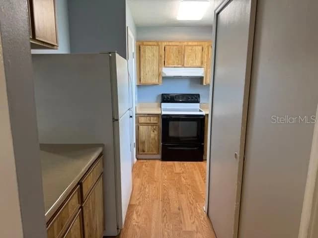 Photo 5 of 4261 PERSHING POINTE