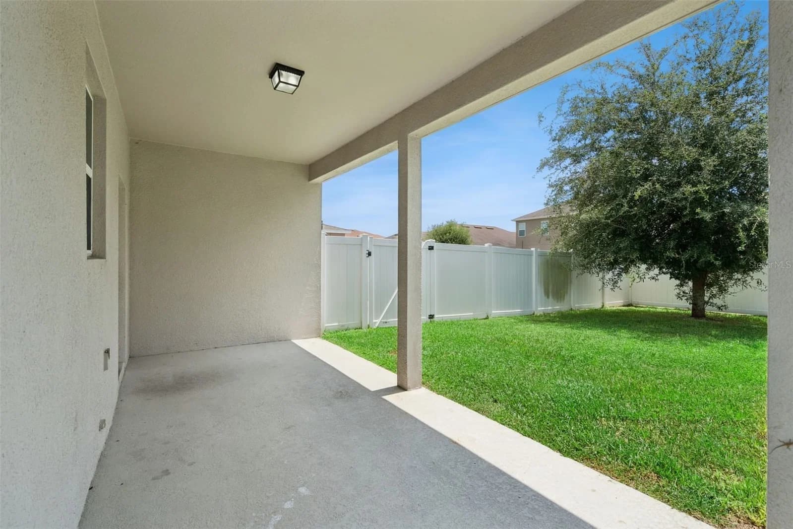 Photo 5 of 2230 J LAWSON Boulevard