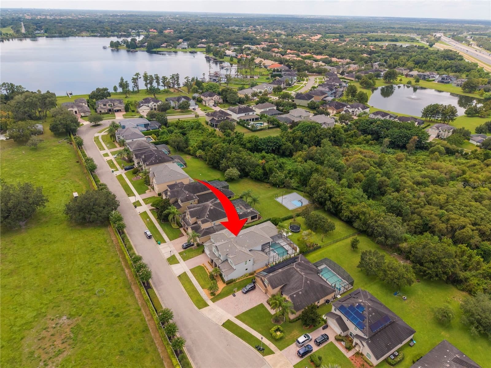 Photo 4 of 1720 LAKE ROBERTS LANDING Drive