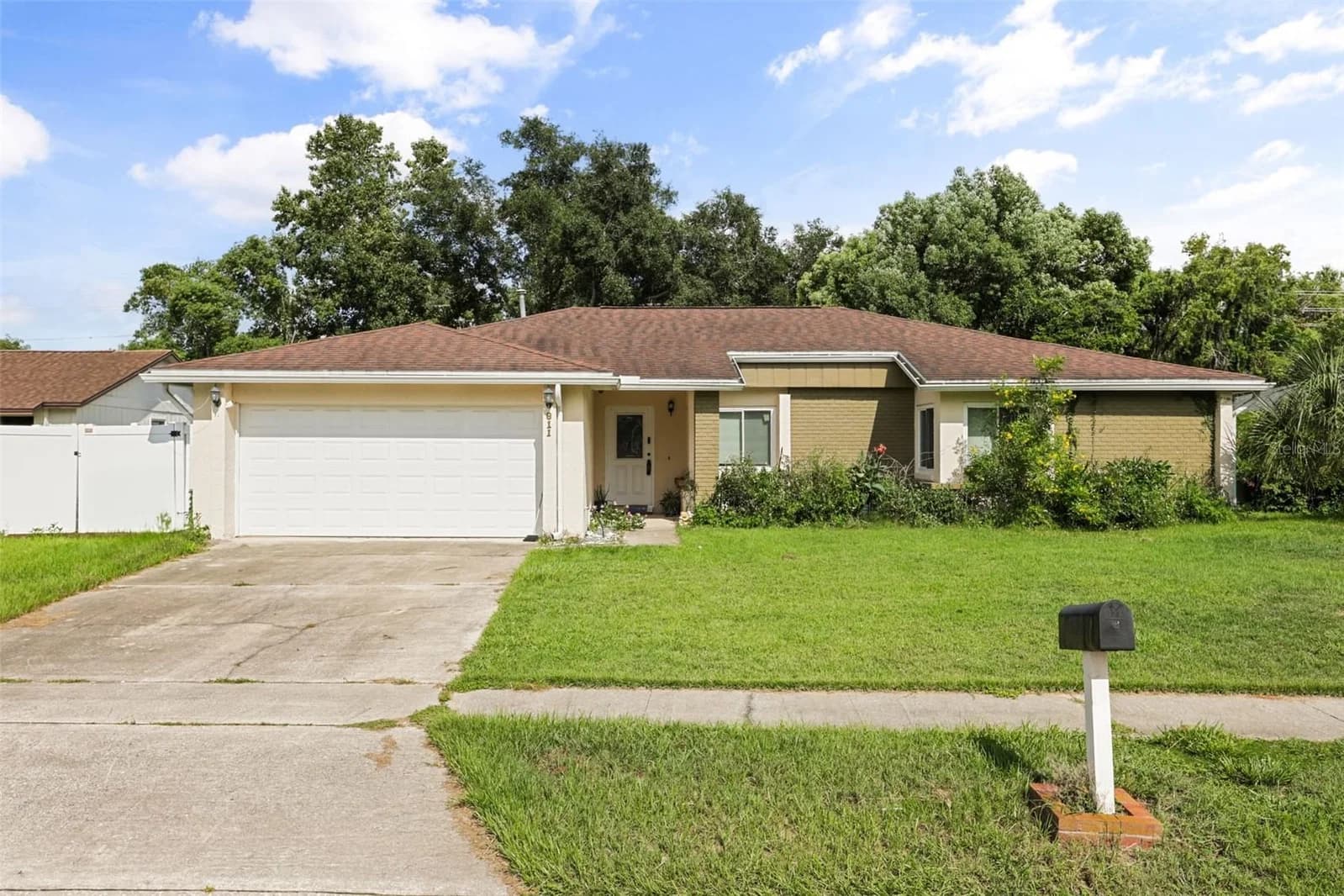 911 ALAMEDA, Longwood, FL