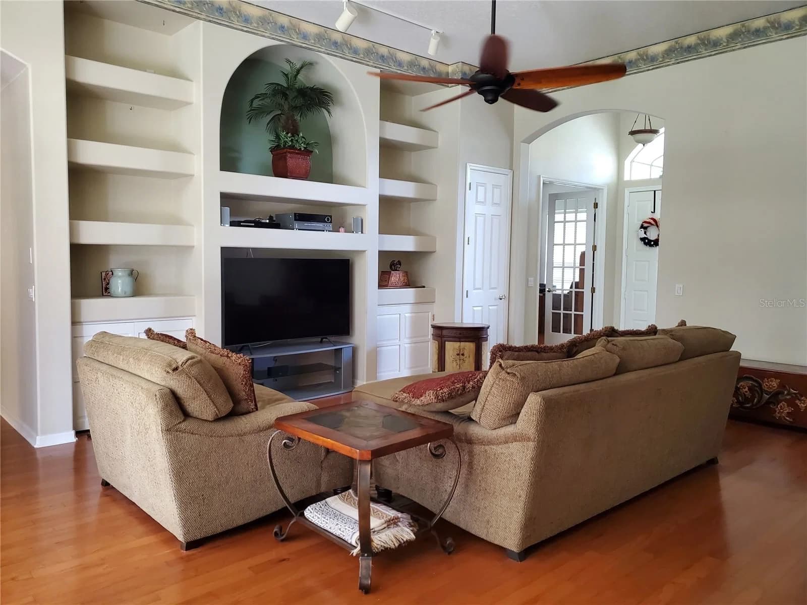 Photo 4 of 14444 DOVER FOREST Drive
