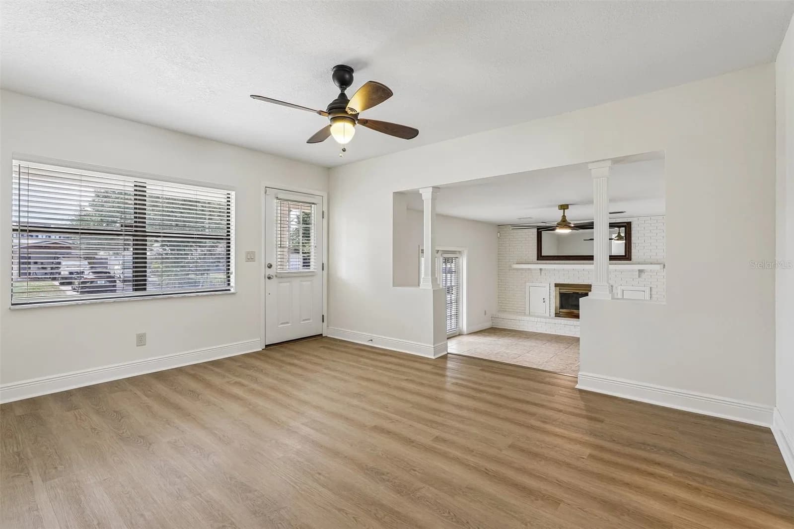 Photo 5 of 3707 PELICAN Lane