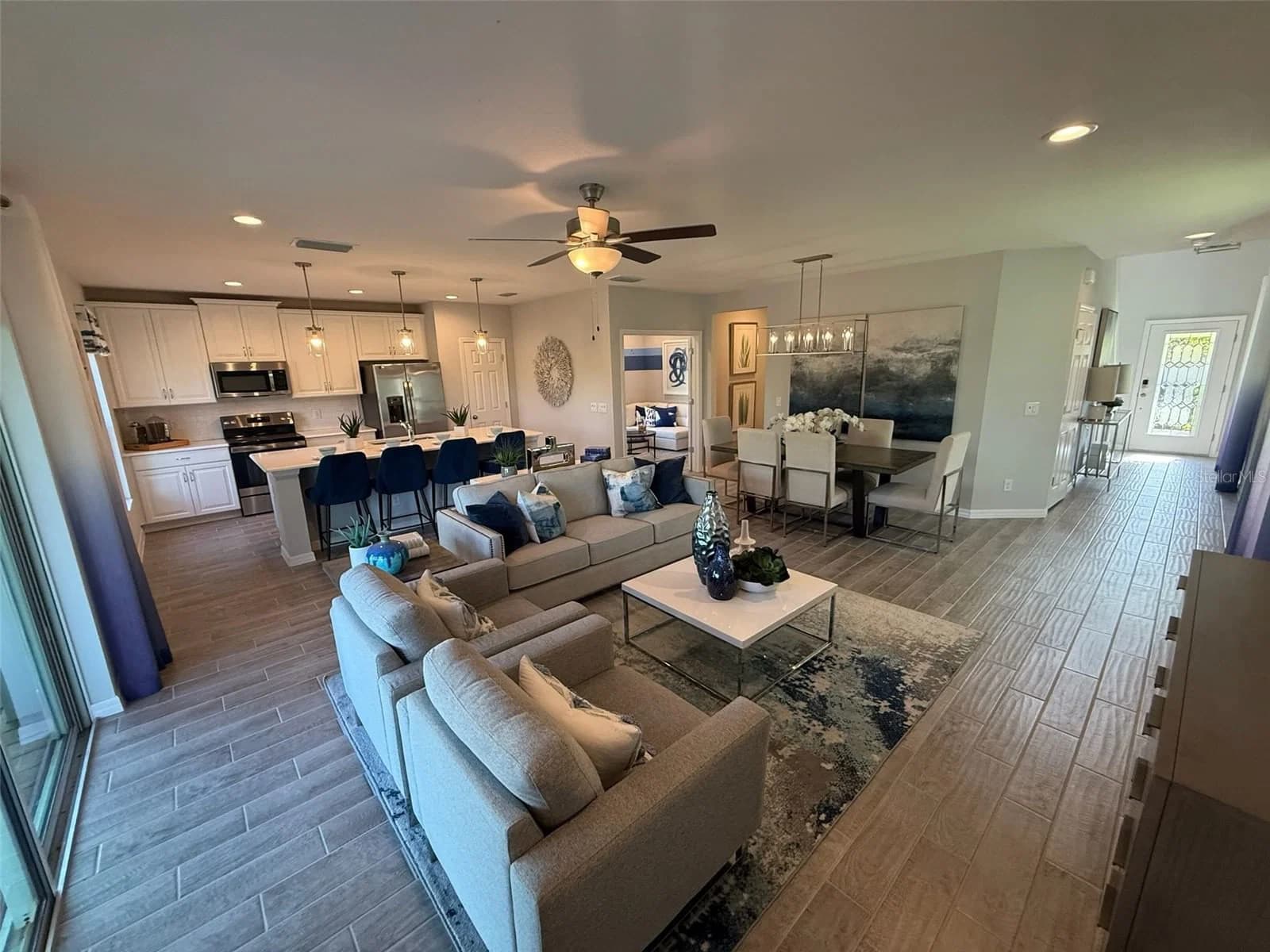 Photo 5 of 309 PRESERVE POINTE Boulevard