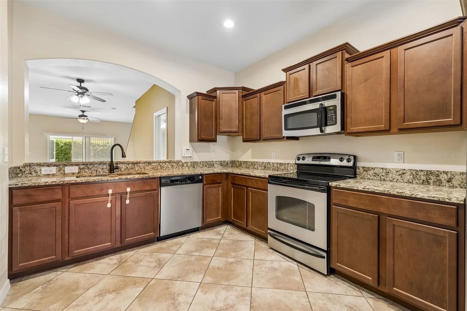 4127 SHADE TREE Lane