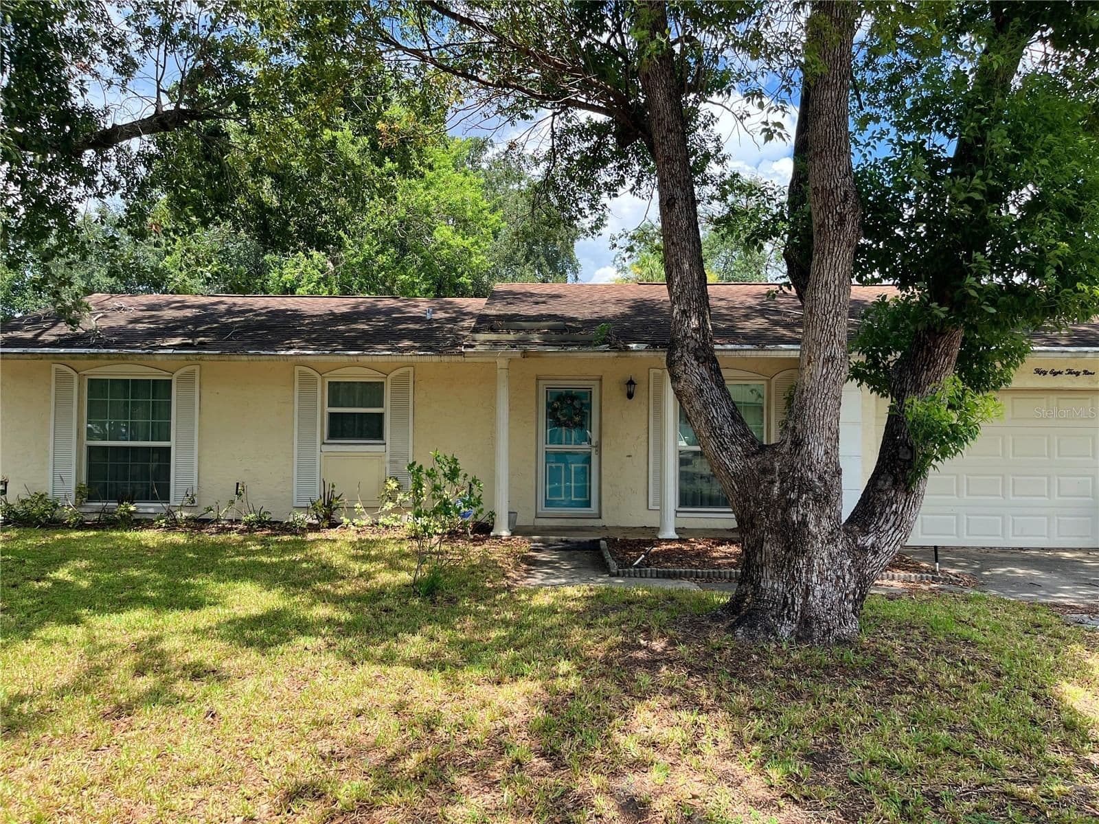 5839 HUTTON Drive