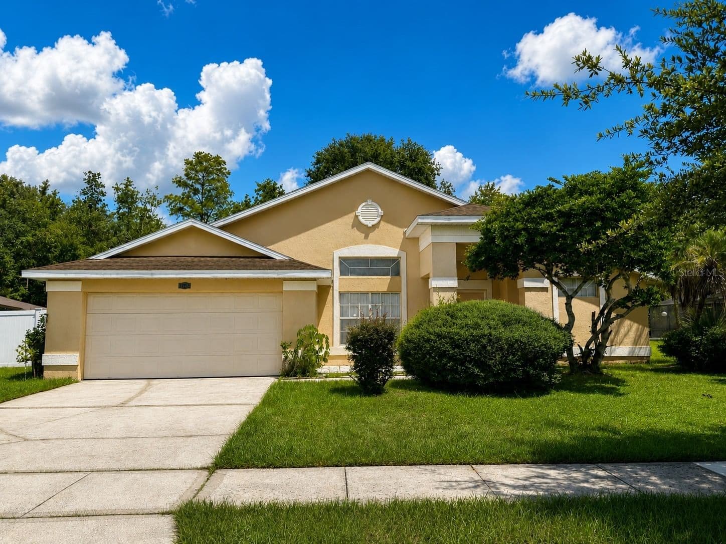 14542 GRASSY COVE