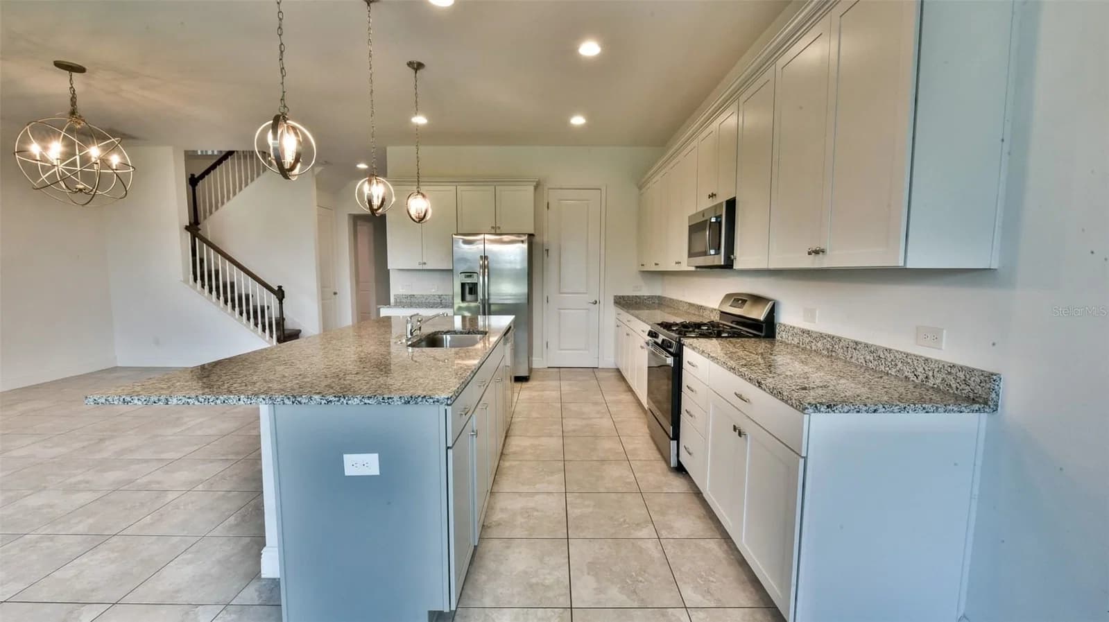 Photo 4 of 9152 OLMO Court