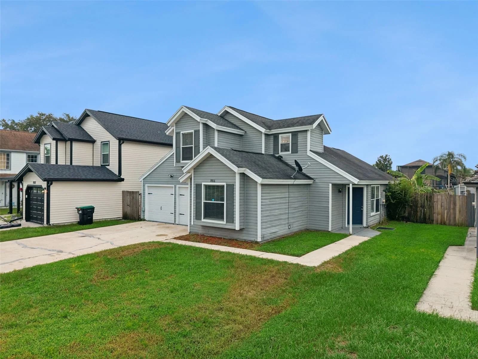 9816 SURREY RIDGE