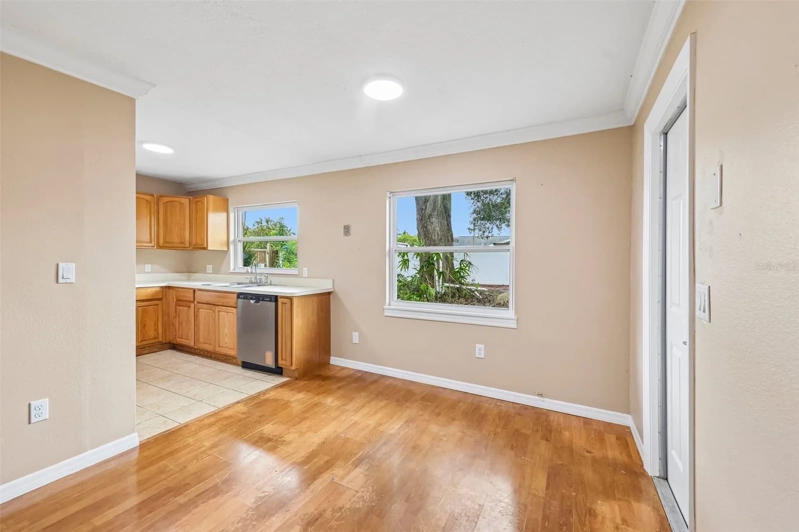 Photo 5 of 6698 RIVO ALTO Avenue