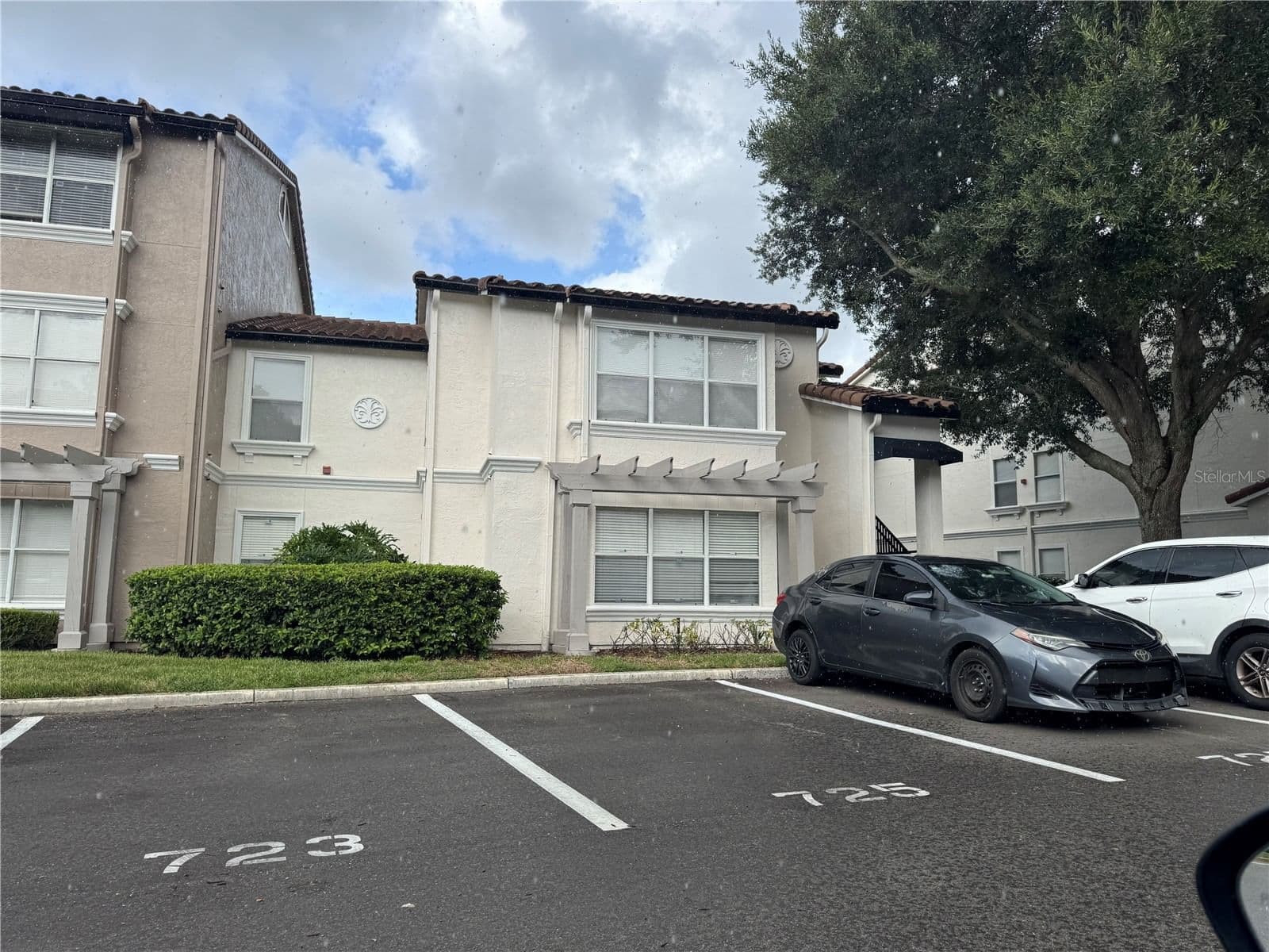 5128 CONROY Road #718
