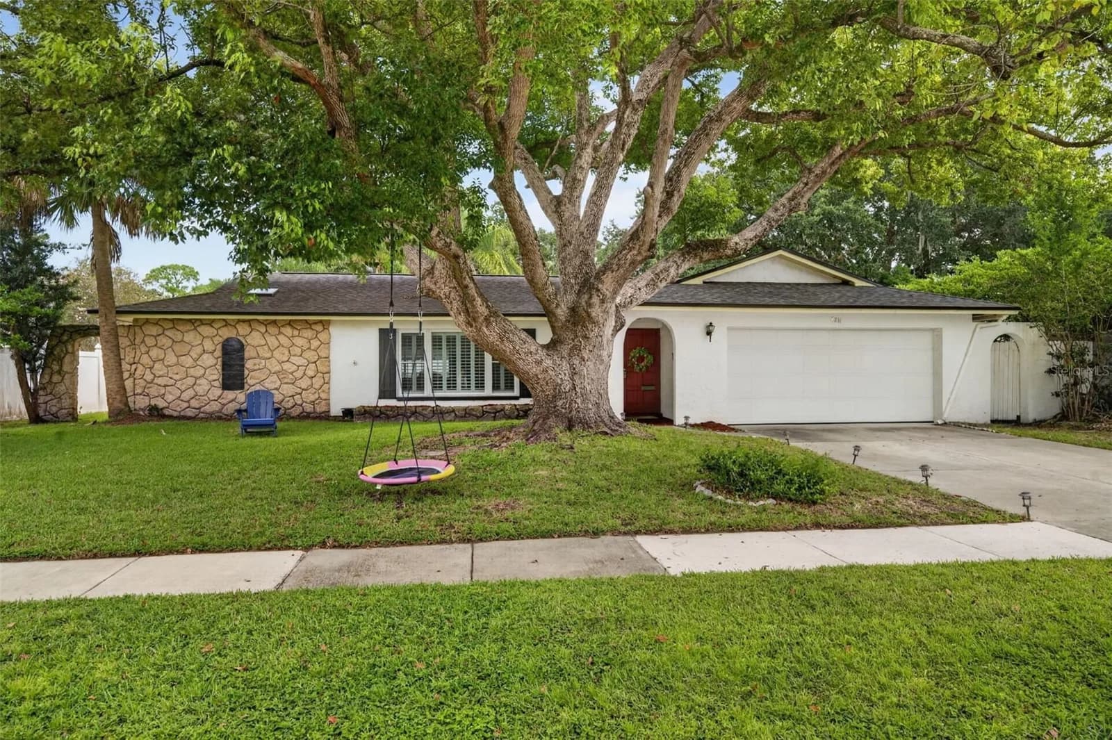 2211 KING RICHARDS Court