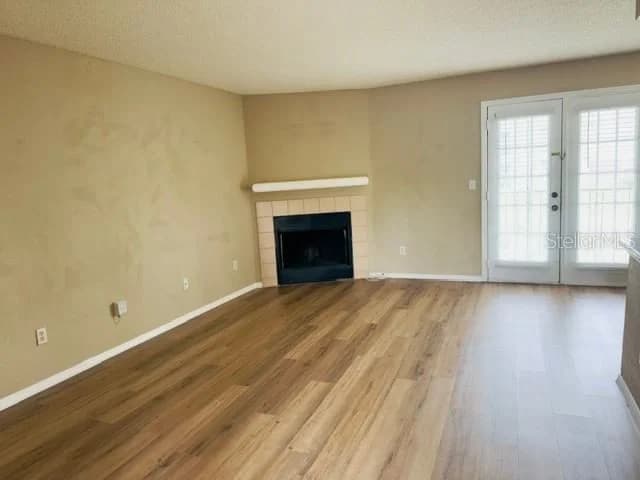 Photo 5 of 2550 ALAFAYA