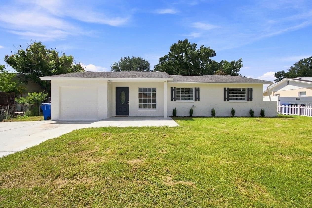 1719 JULIAN LN, Tampa, FL
