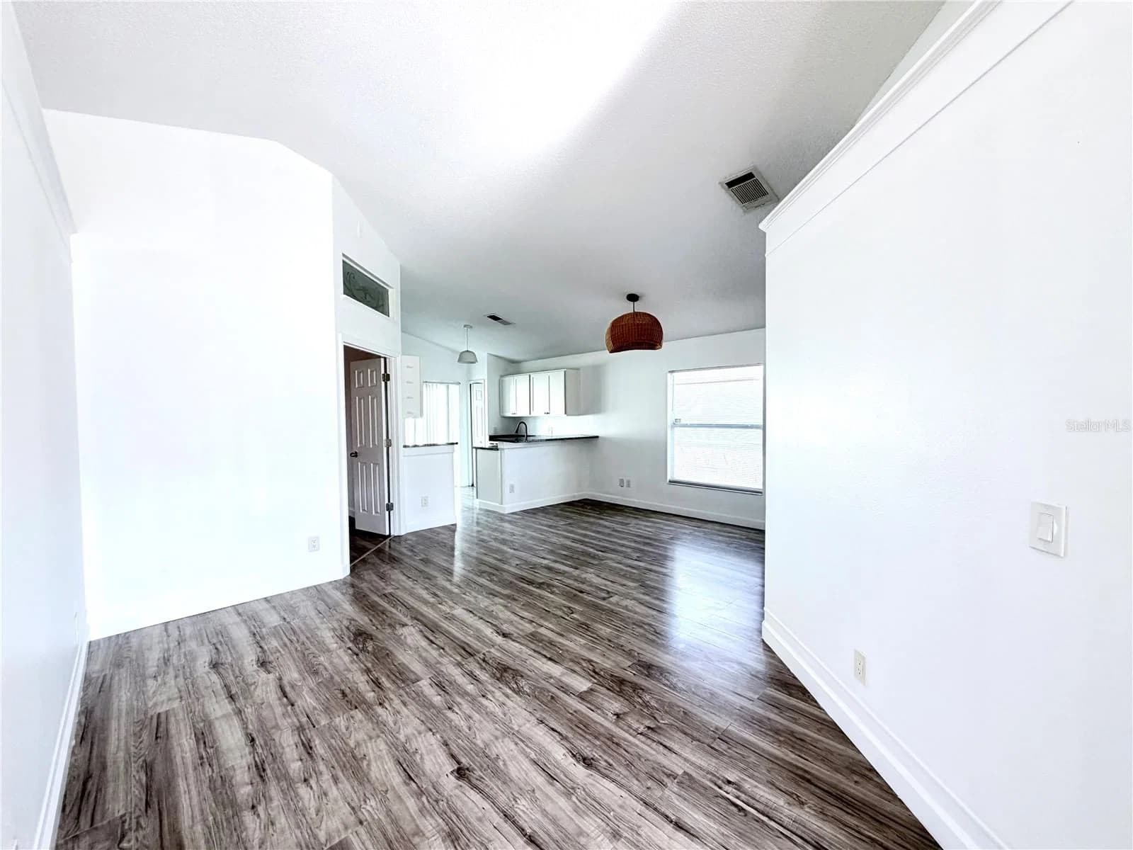 Photo 4 of 1241 BROOKEBRIDGE Drive