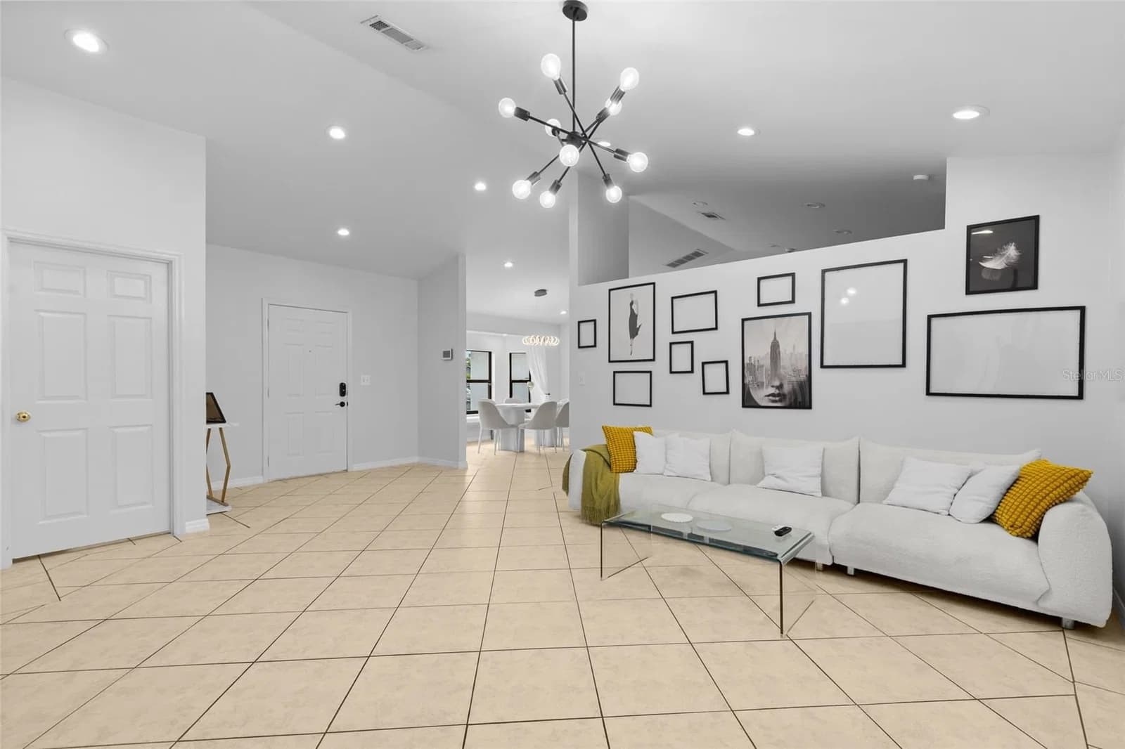 Photo 4 of 148 VALENTINO Court