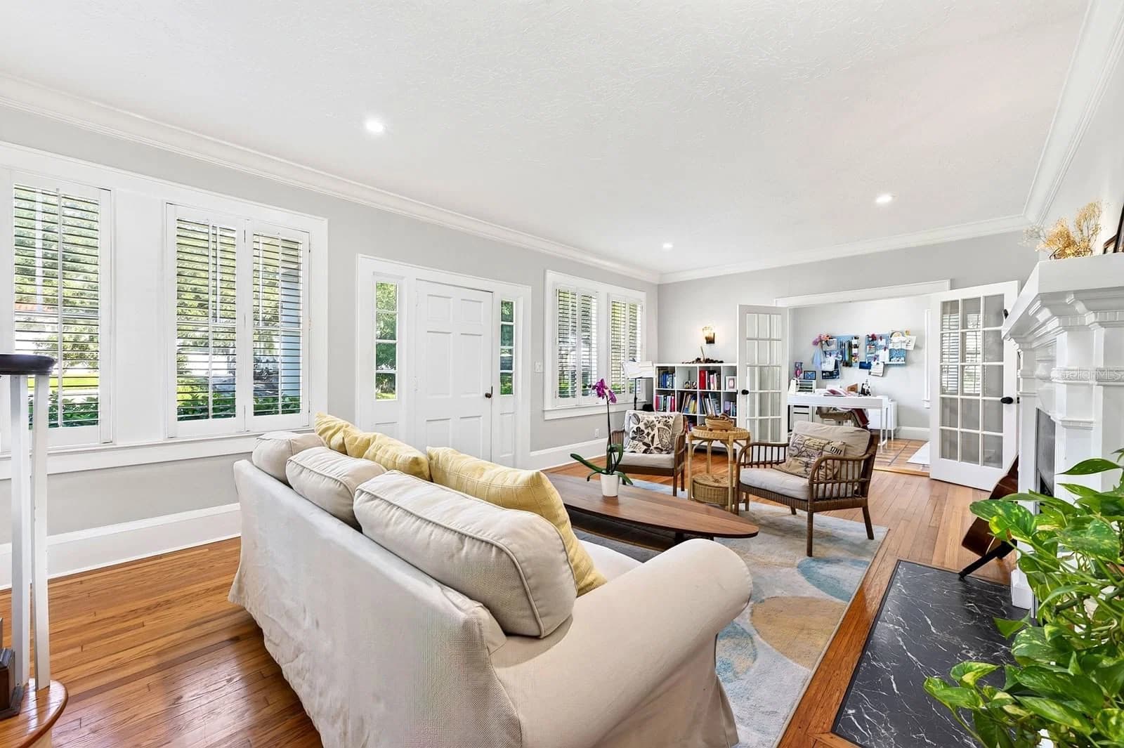 Photo 5 of 128 WISTERIA Avenue