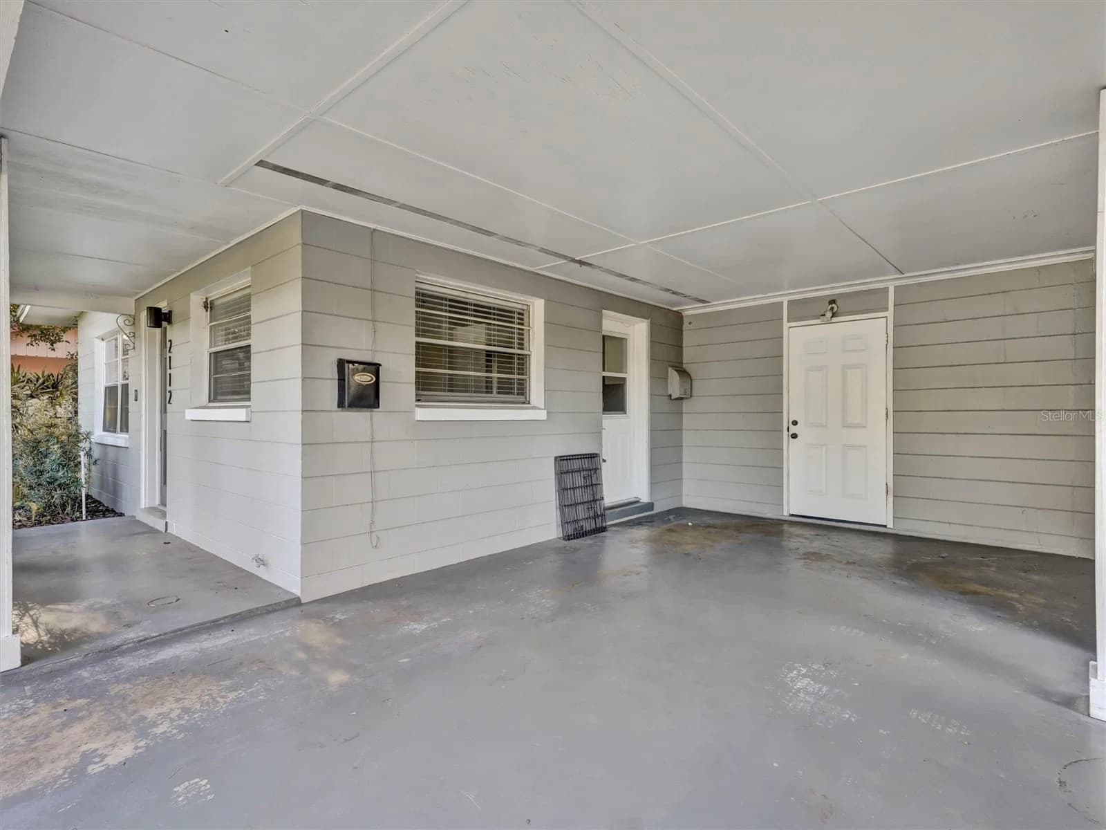 2112 VIVADA Street