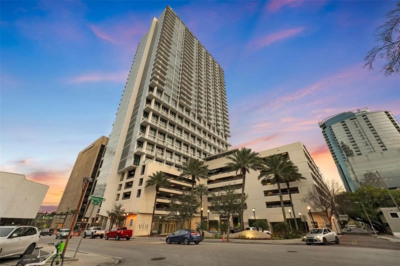 150 ROBINSON Street #1909